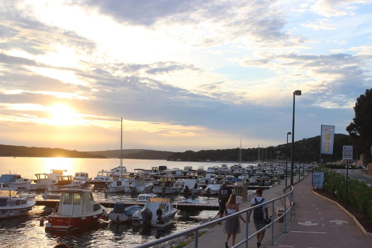 Apartments Blue Sea Mali Lošinj Buitenkant foto